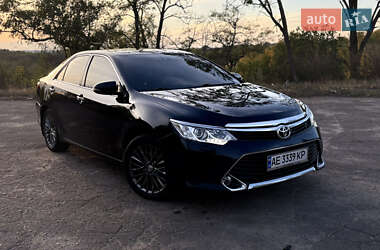 Седан Toyota Camry 2015 в Покрове