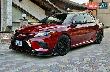 Седан Toyota Camry 2018 в 