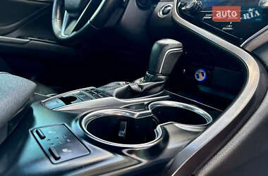Седан Toyota Camry 2018 в 