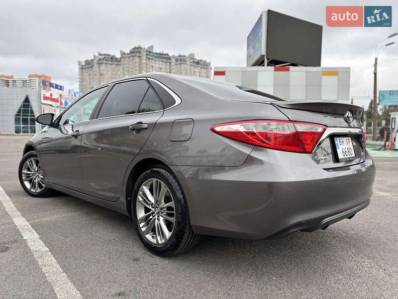Седан Toyota Camry 2016 в Одесі