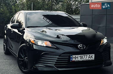 Седан Toyota Camry 2021 в 