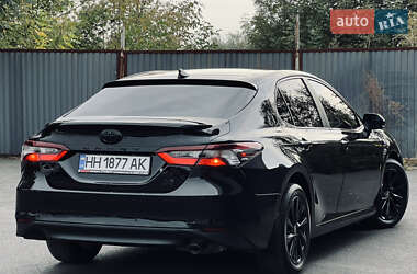 Седан Toyota Camry 2021 в 