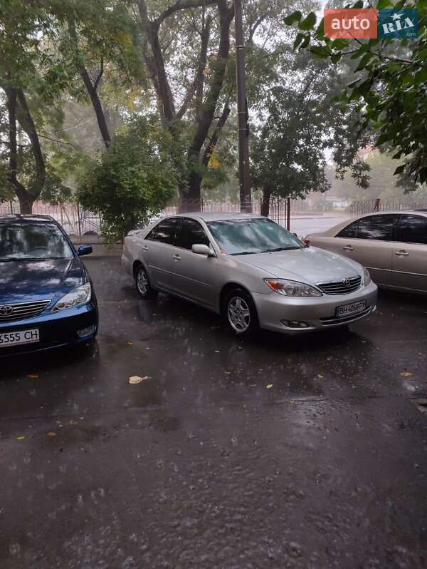 Седан Toyota Camry 2003 в Одессе