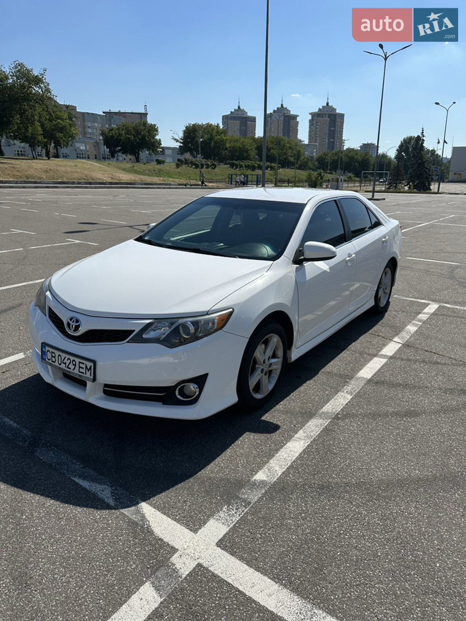 2014 Toyota Camry - мініатюра 16