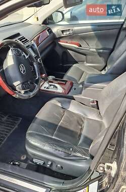 Седан Toyota Camry 2011 в Днепре