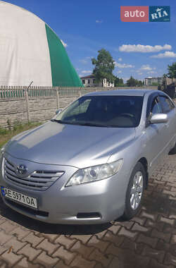 Седан Toyota Camry 2008 в Кривом Роге