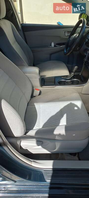 Седан Toyota Camry 2017 в Киеве фото 10 Седан Toyota Camry 2017 в Киеве