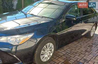 Седан Toyota Camry 2017 в Києві
