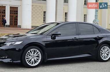 Седан Toyota Camry 2020 в Желтых Водах