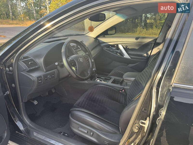 Седан Toyota Camry 2006 в Івано-Франківську