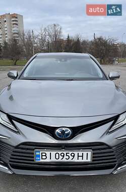 Седан Toyota Camry 2021 в Кременчуге