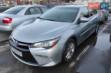 Седан Toyota Camry 2015 в Киеве