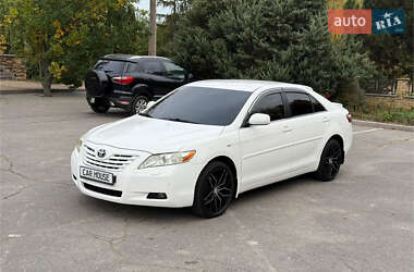 Седан Toyota Camry 2008 в Харькове
