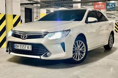 Седан Toyota Camry 2016 в Одессе