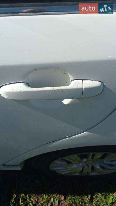 Седан Toyota Camry 2014 в Тернополі