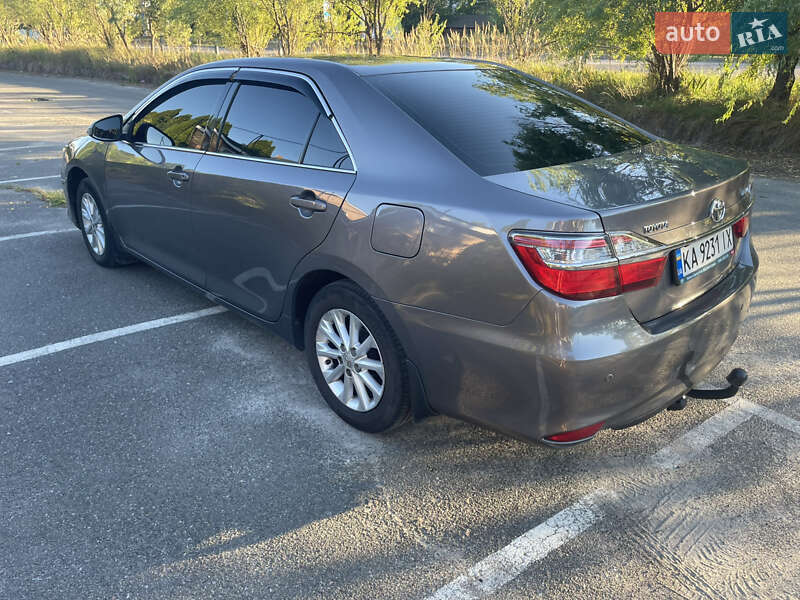 Седан Toyota Camry 2015 в Киеве фото 2 Седан Toyota Camry 2015 в Киеве