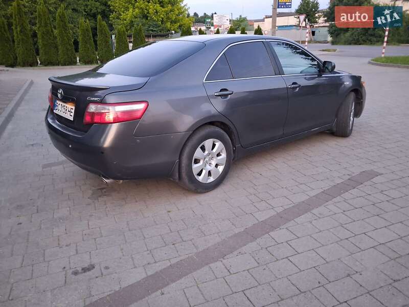 Седан Toyota Camry 2006 в Жидачові