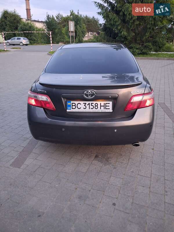 Седан Toyota Camry 2006 в Жидачові
