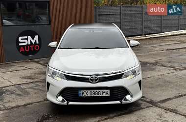 Седан Toyota Camry 2015 в Харькове