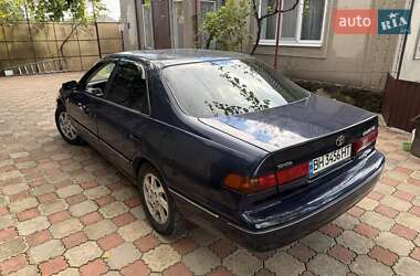Седан Toyota Camry 1999 в Одессе