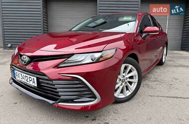 Седан Toyota Camry 2021 в Києві