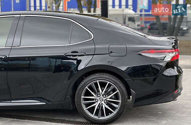 Седан Toyota Camry 2021 в 