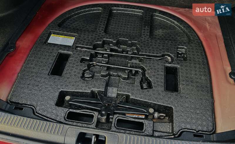 Седан Toyota Camry 2022 в Полтаве