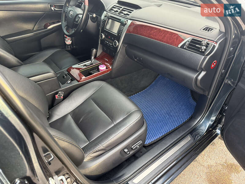 Седан Toyota Camry 2011 в Прилуках фото 18 Седан Toyota Camry 2011 в Прилуках