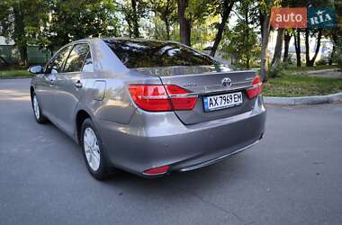 Седан Toyota Camry 2016 в 