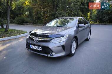 Седан Toyota Camry 2016 в 