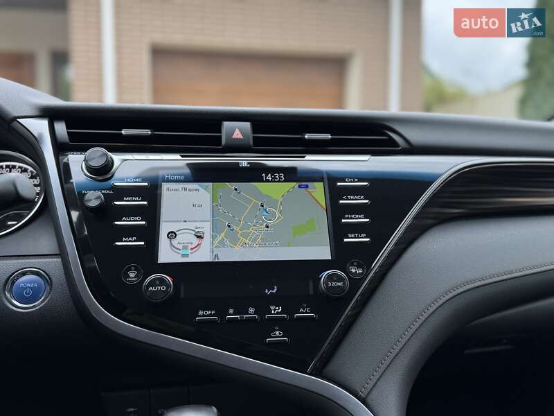 Седан Toyota Camry 2020 в Кропивницком