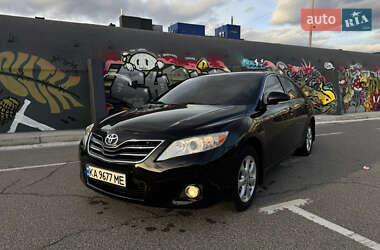 Седан Toyota Camry 2011 в 