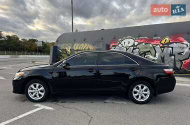 Седан Toyota Camry 2011 в 