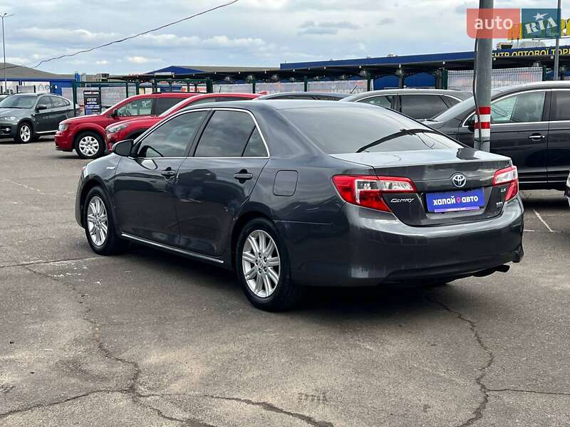 Седан Toyota Camry 2013 в Одесі