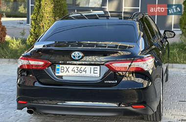 Седан Toyota Camry 2020 в 