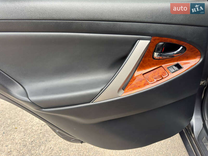 Седан Toyota Camry 2008 в Ахтырке фото 26 Седан Toyota Camry 2008 в Ахтырке
