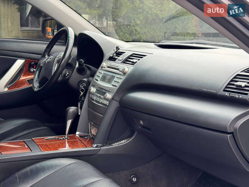 Седан Toyota Camry 2008 в Ахтырке фото 30 Седан Toyota Camry 2008 в Ахтырке