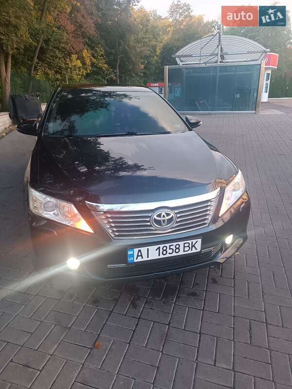 Седан Toyota Camry 2011 в Киеве фото 22 Седан Toyota Camry 2011 в Киеве