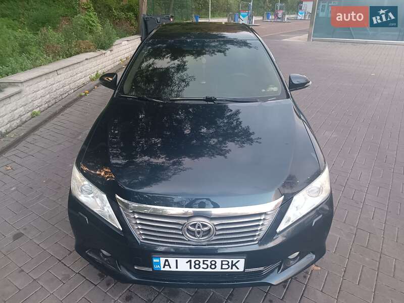 Toyota Camry 2011