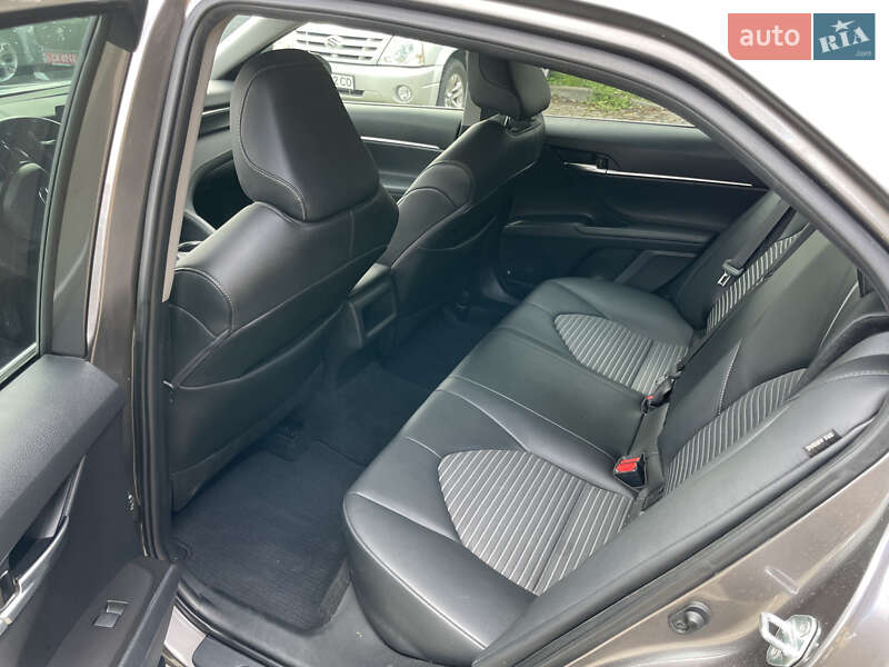 Седан Toyota Camry 2021 в Львове фото 6 Седан Toyota Camry 2021 в Львове