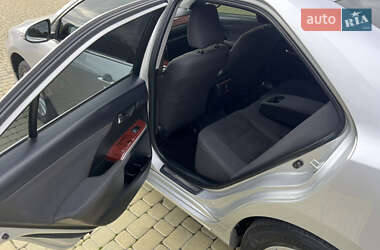 Седан Toyota Camry 2012 в 