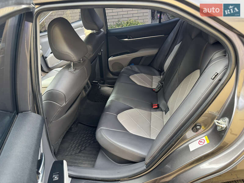 Седан Toyota Camry 2017 в Харькове фото 31 Седан Toyota Camry 2017 в Харькове