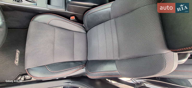Седан Toyota Camry 2017 в Киеве фото 34 Седан Toyota Camry 2017 в Киеве