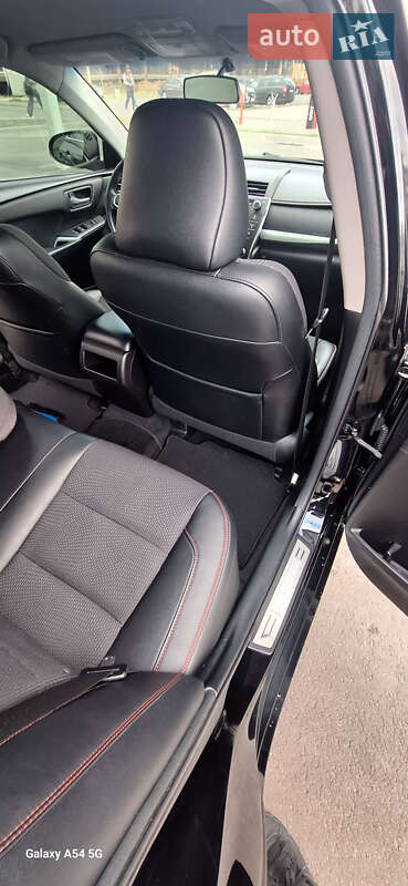 Седан Toyota Camry 2017 в Киеве фото 44 Седан Toyota Camry 2017 в Киеве