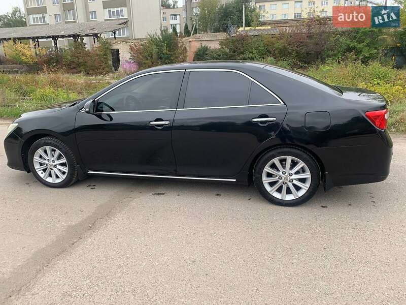 Седан Toyota Camry 2012 в Луцке фото 6 Седан Toyota Camry 2012 в Луцке