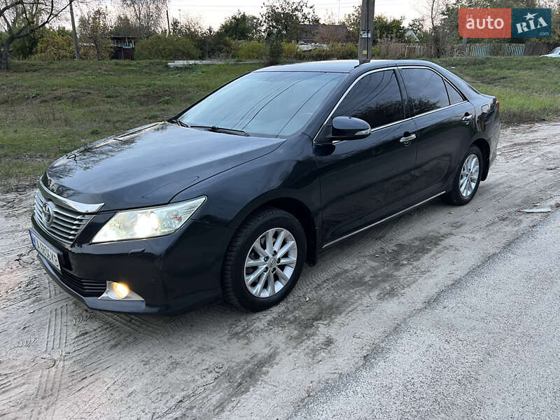 Седан Toyota Camry 2011 в 
