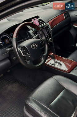 Седан Toyota Camry 2012 в 