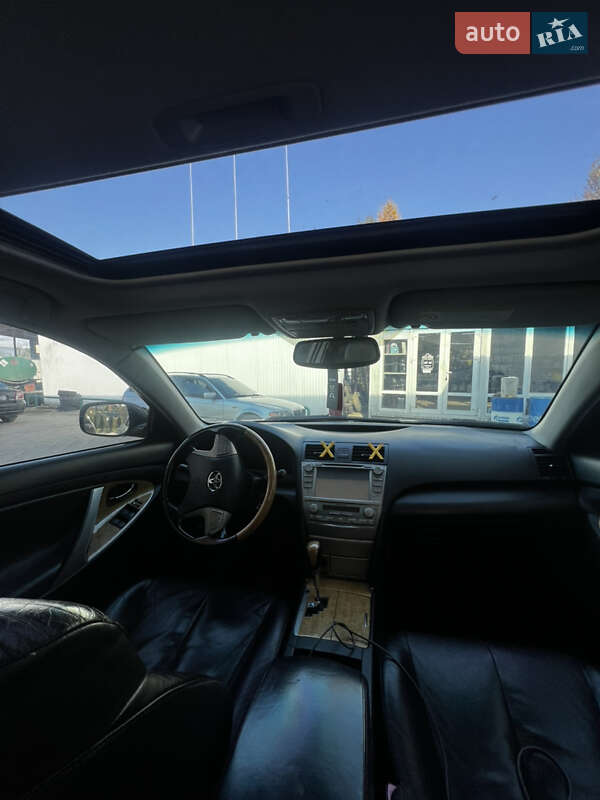 Седан Toyota Camry 2007 в Вижниці