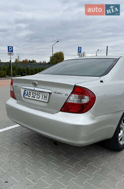 Седан Toyota Camry 2004 в  фото 16 Седан Toyota Camry 2004 в