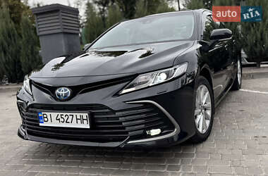 Седан Toyota Camry 2021 в Дніпрі